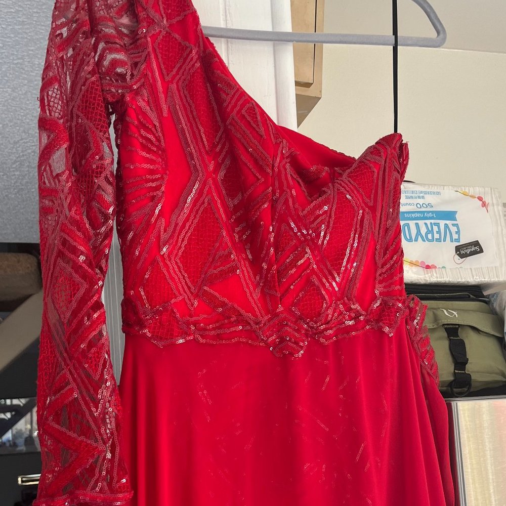 Nicole Bakti one shoulder gown - Picture 7 of 9